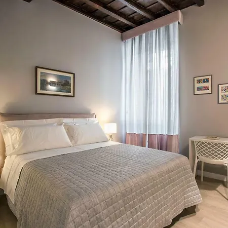 La Finestra Su Fontana Di Trevi - Charming View Appartement