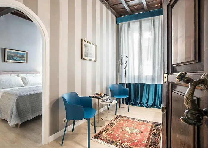 La Finestra Su Fontana Di Trevi - Charming View Apartament Rzym