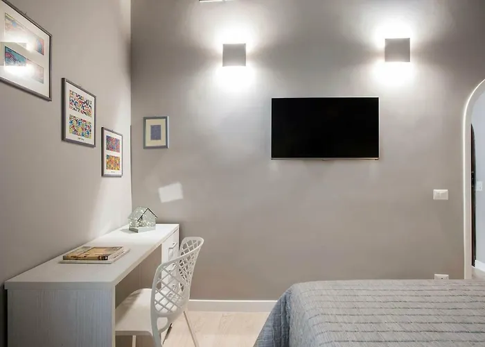 Apartament La Finestra Su Fontana Di Trevi - Charming View *