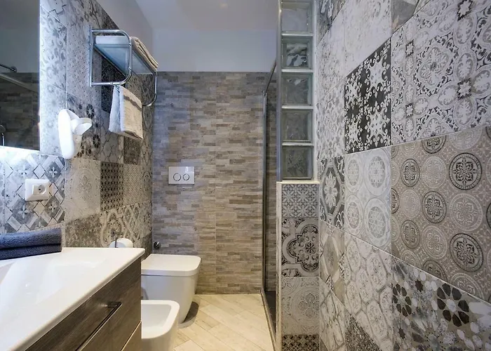 La Finestra Su Fontana Di Trevi - Charming View